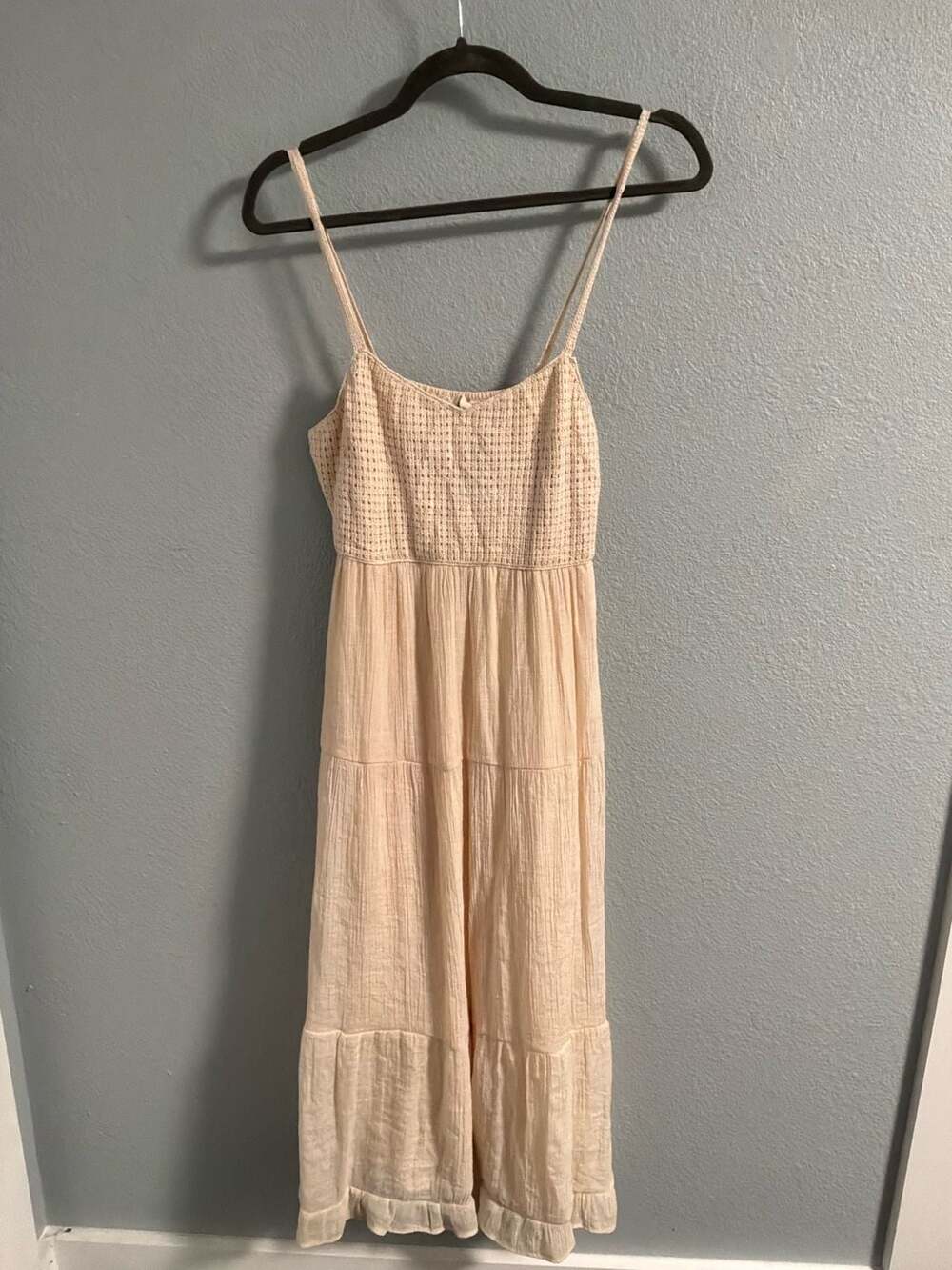 Just Found Maxi Dress Size M Beige Sleeveless Tiered Boho